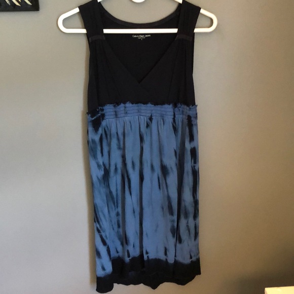 Calvin Klein Beach Coverup - Picture 1 of 4